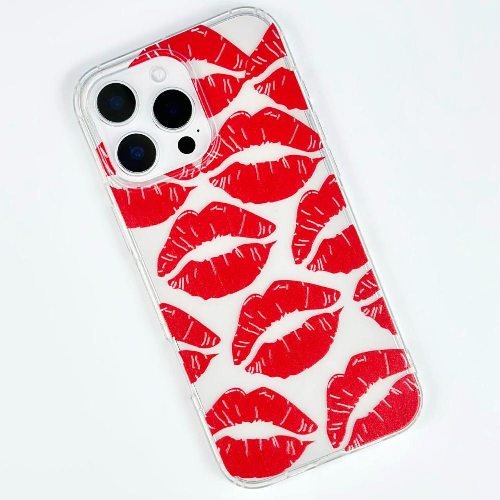 Накладка Transparent in Hearts для Iphone 16 Pro (Lips)