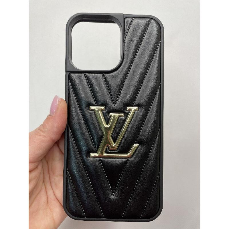 Чохол LV  logo для IPHONE 16 PRO MAX чорний / золотий