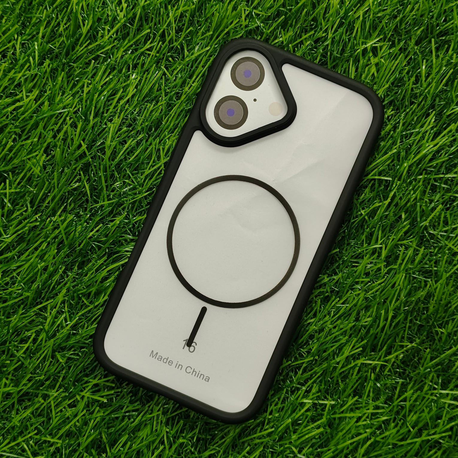 Чохол Crystal Black Magnetic IPhone 17 (Чорний)