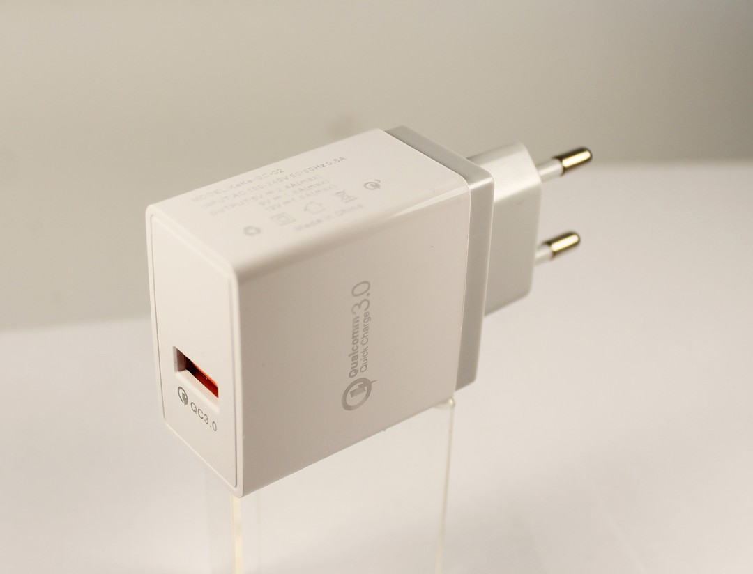 СЗУ QC-02 Quick Charge 1USB-3A-0