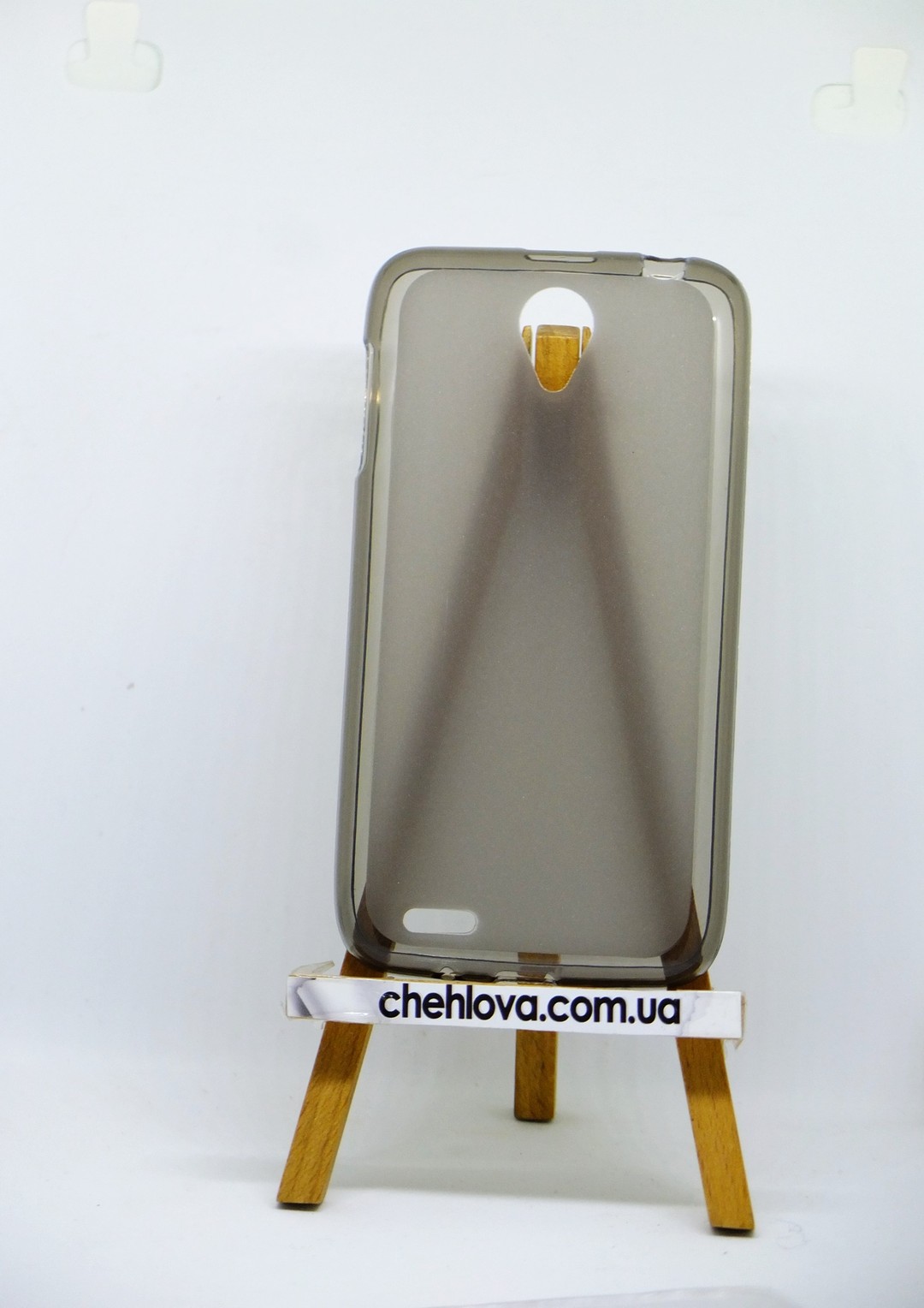 Накладка для Lenovo S650 чорний (силікон)-0