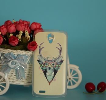 Накладка для Lenovo S820  "Олень" (пластик)-0