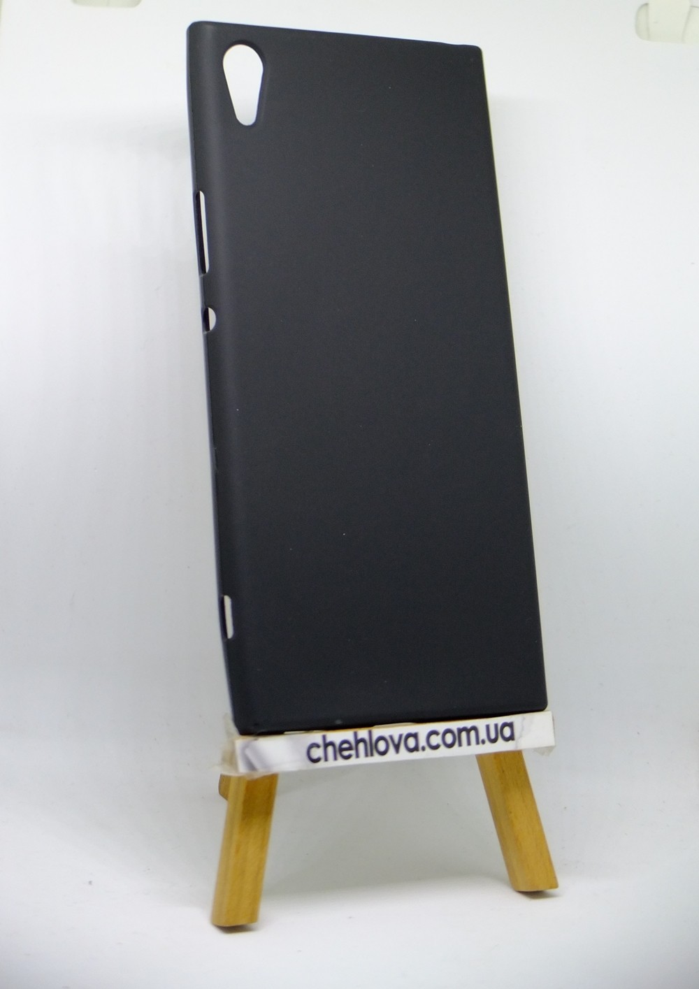 Чехол для Sony Xperia C6 / XA Ultra черный силикон-0