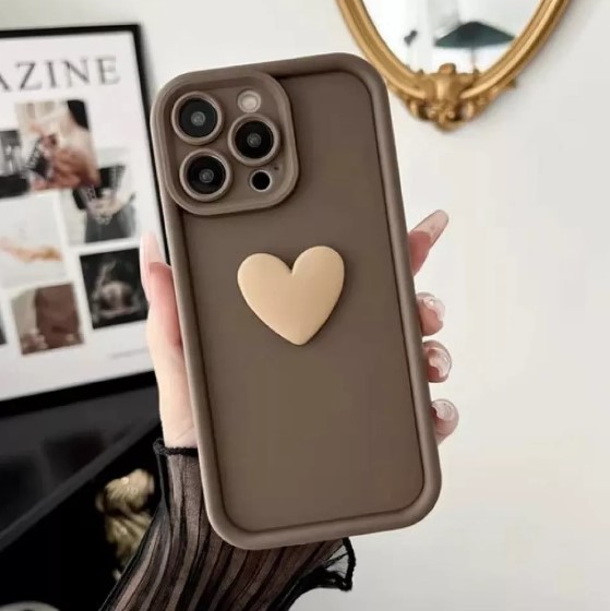 Накладка Luxury Candy 3D Heart для Iphone 15 Pro  (Brown)-0