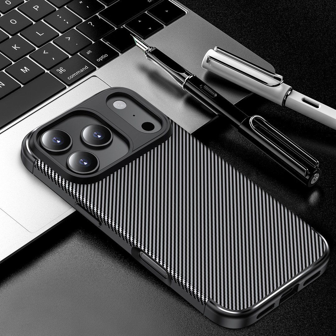 Чохол Ultimate Experience Carbon для IPhone 17 Pro чорний-3