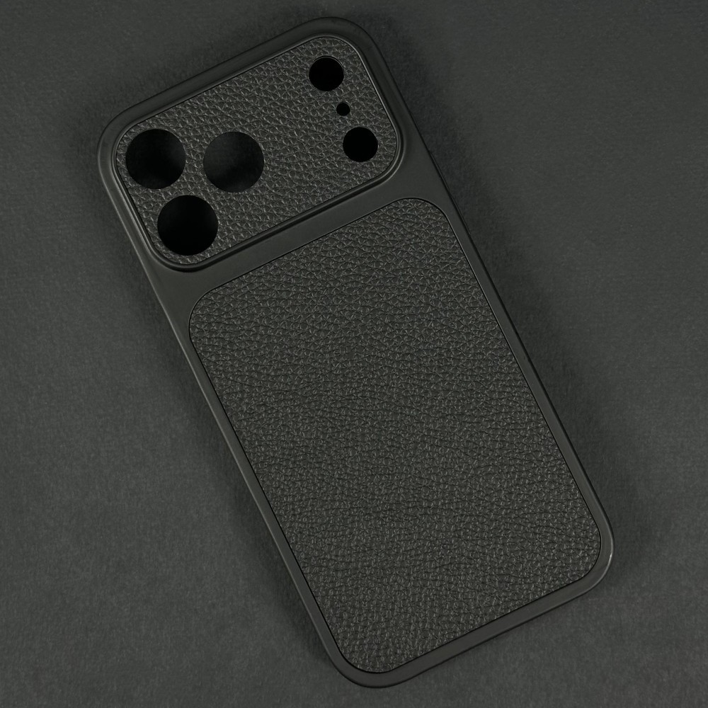 Чохол Leather Touch для IPhone 17 чорний-0